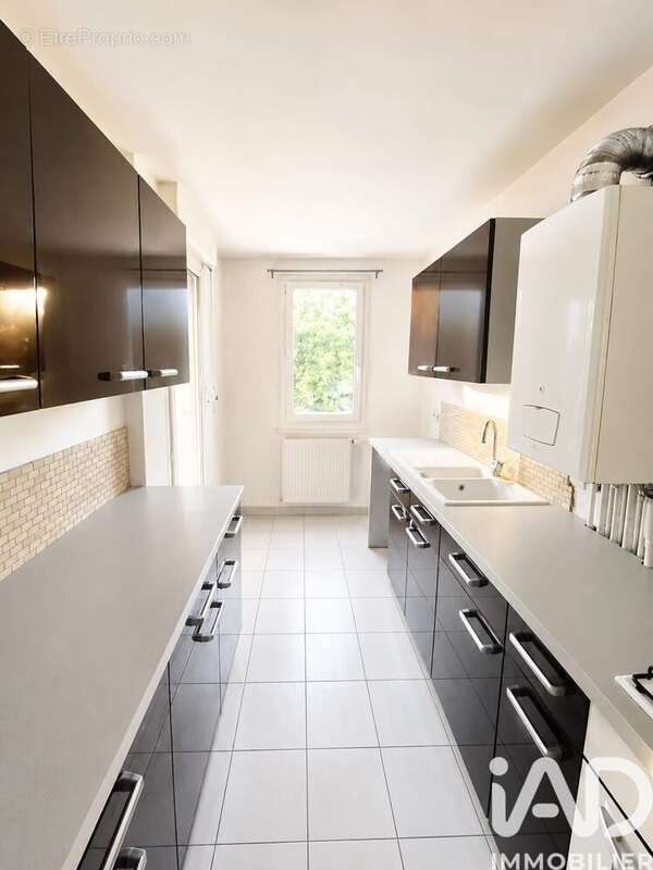Photo 4 - Appartement à LES MUREAUX