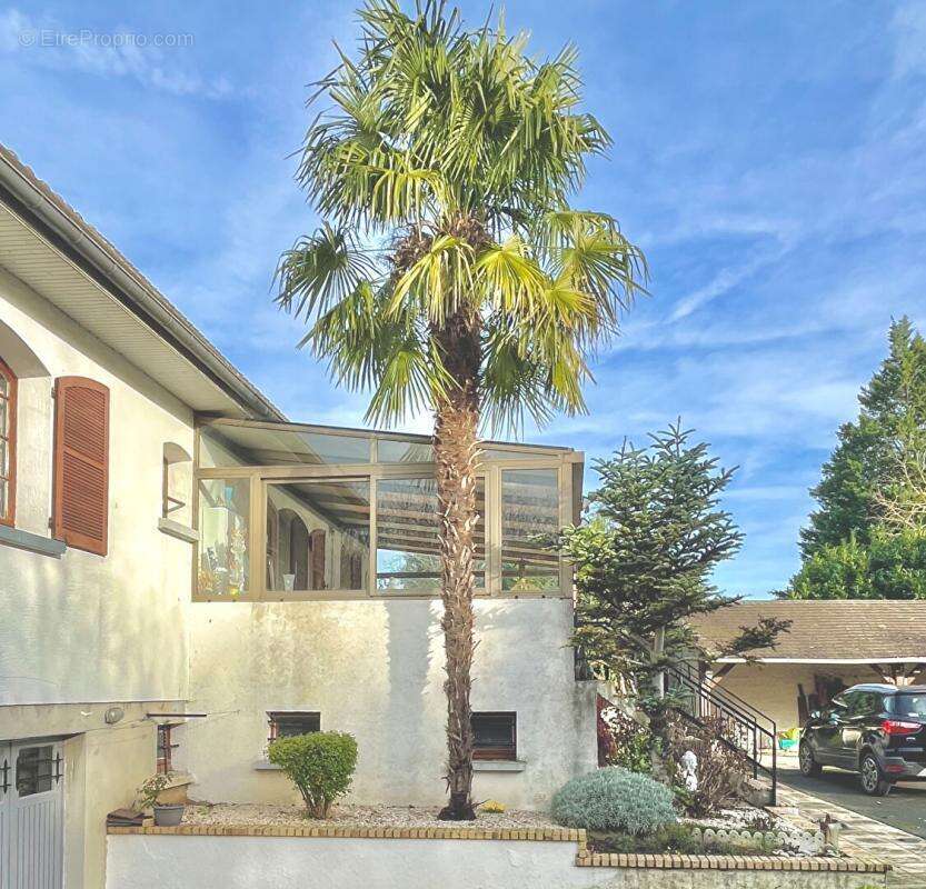 Maison : 6 pièce(s) 120 m²  + Véranda 26m² - photo 4