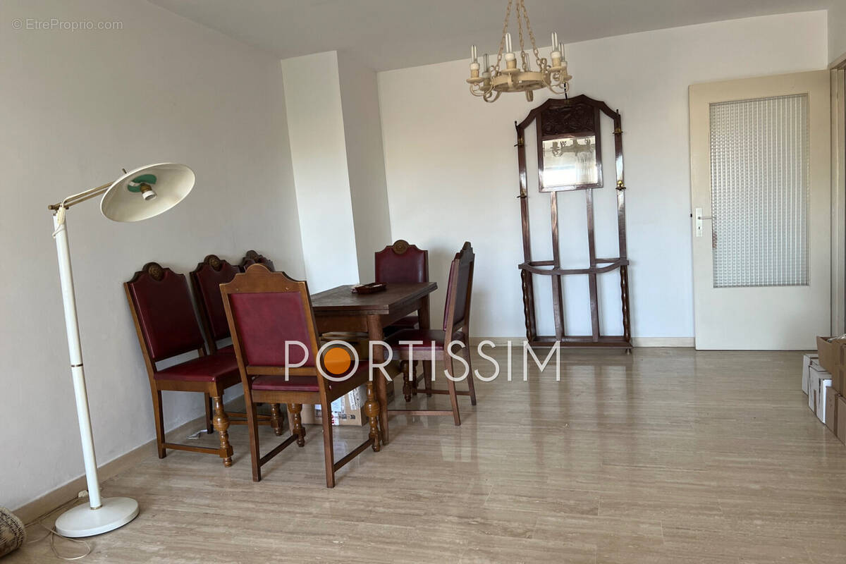 Appartement 81 m² à Saint-Laurent-Du-Var  - photo 8