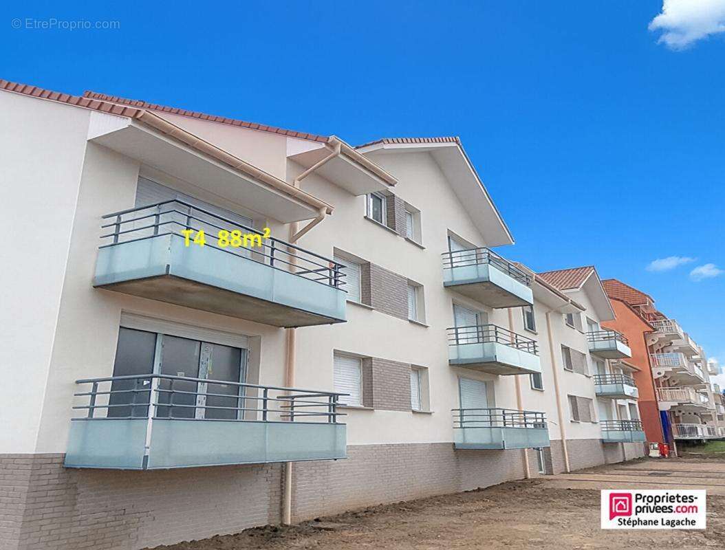 Appartement à CAMIERS