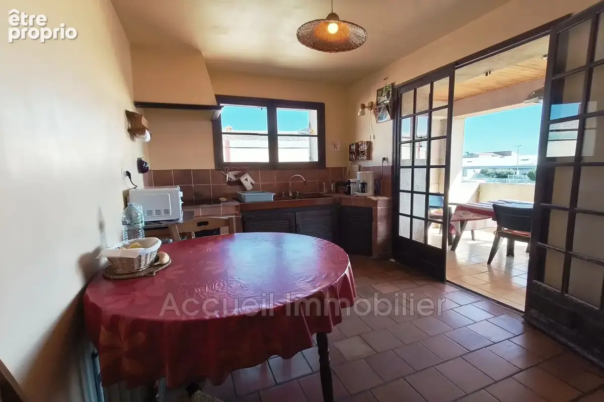 Maison 5 pièces 250 m² à vendre à Le Grau-Du-Roi (30240) - photo 3