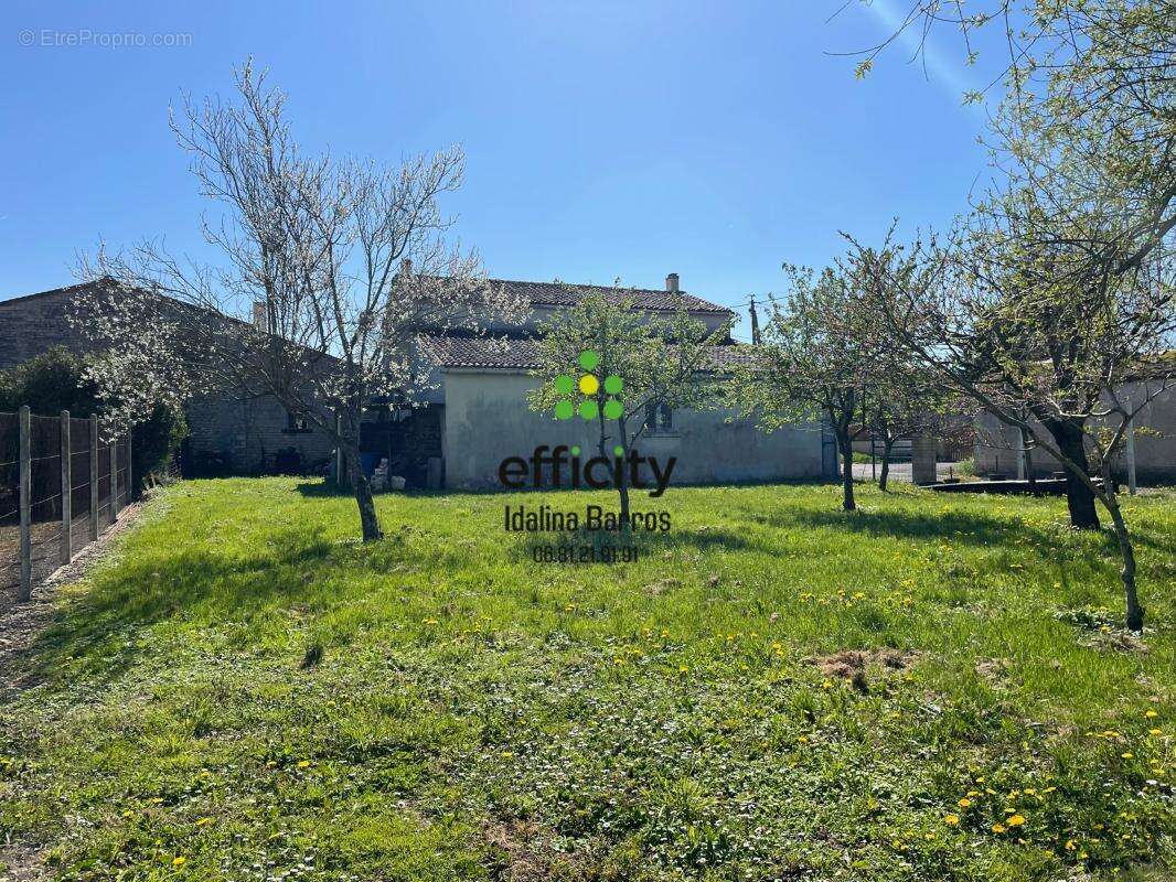 Maison à RANVILLE-BREUILLAUD