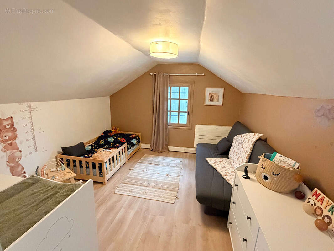 Maison à VIGNEUX-SUR-SEINE