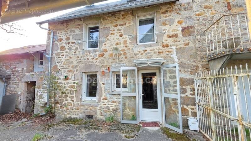 Maison à FENIERS