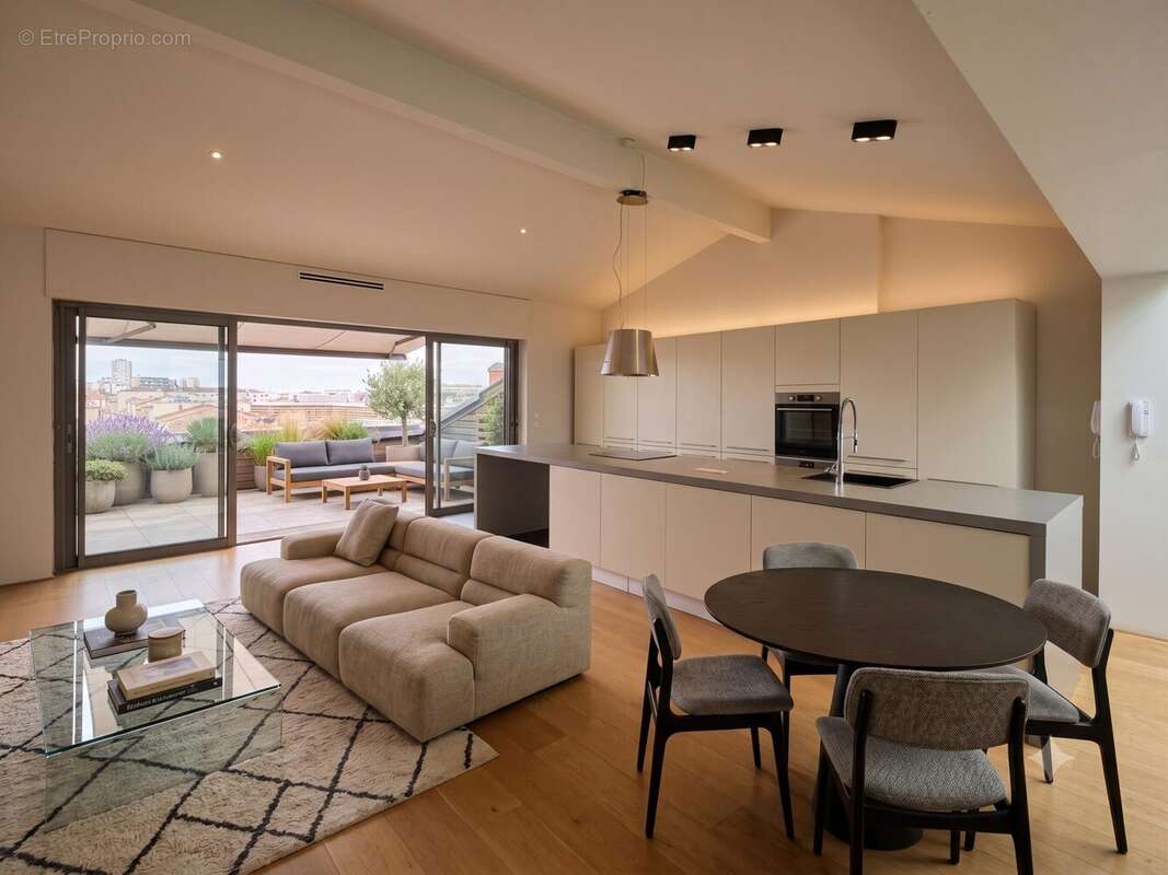 Appartement à BORDEAUX