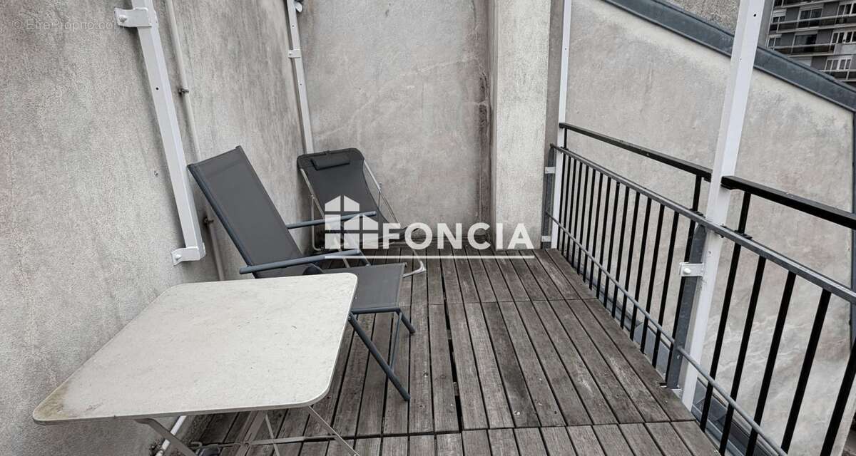 Maison à PARIS-14E