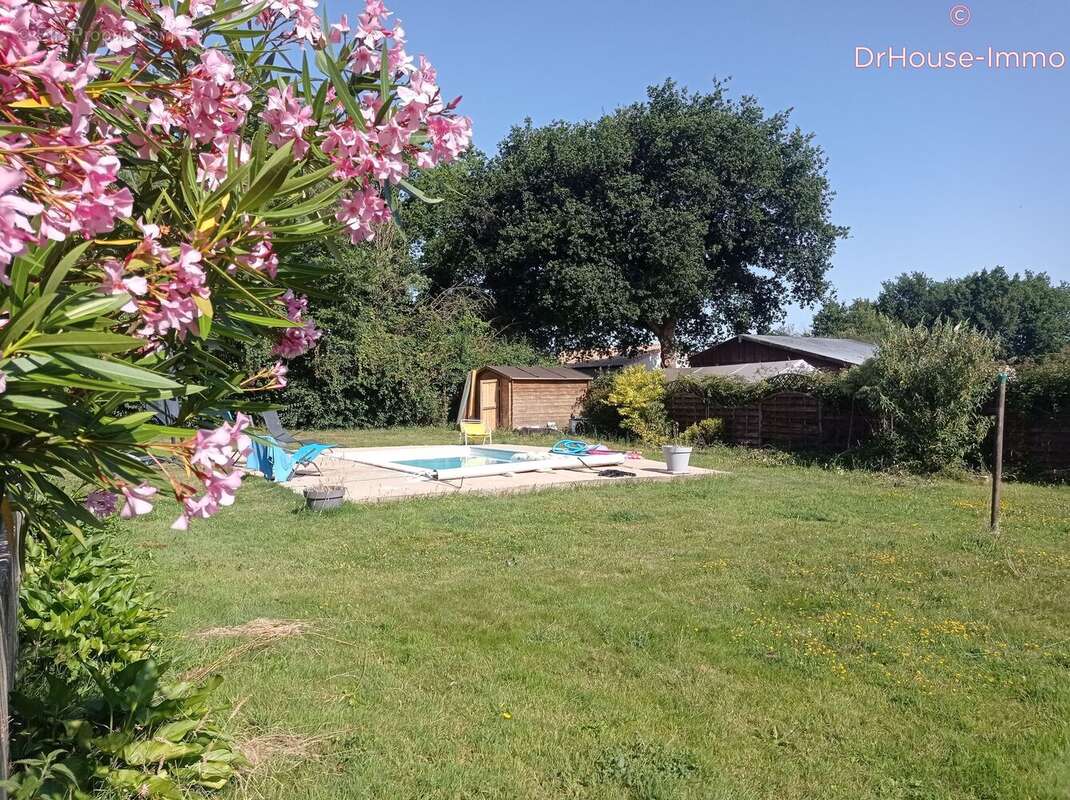 Maison à SAINT-MAIXENT-SUR-VIE