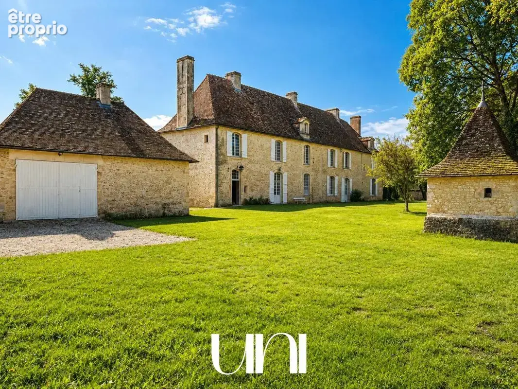 Maison à MORTEAUX-COULIBOEUF