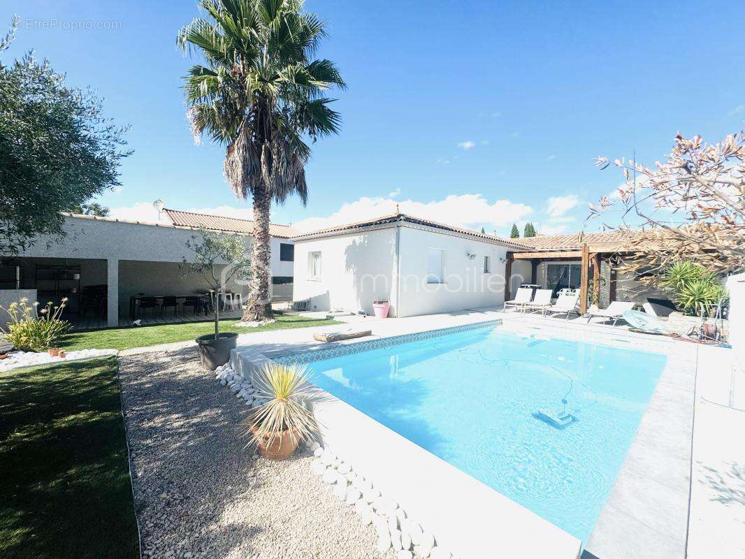 Maison à LIGNAN-SUR-ORB