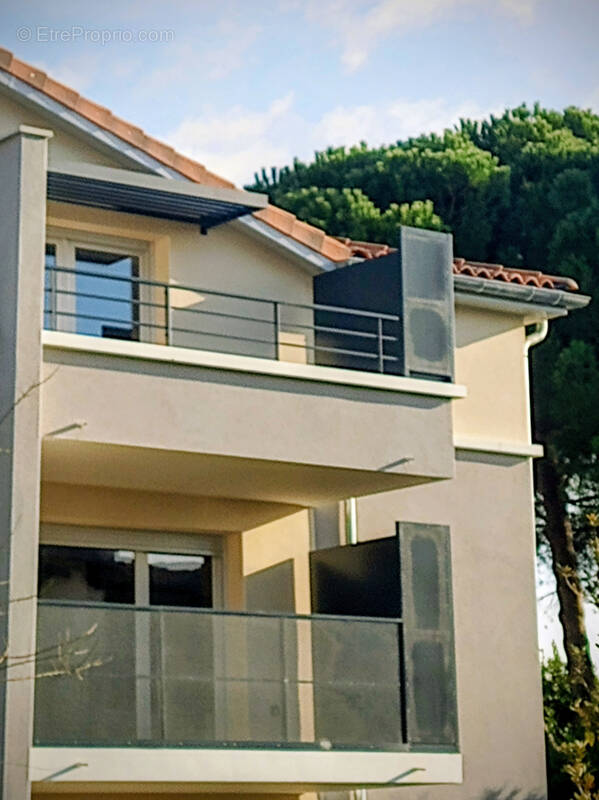 Appartement à BRUGUIERES