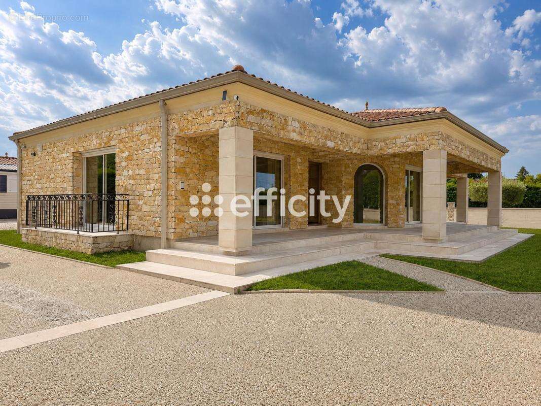 Maison 129 m² à Ambares-Et-Lagrave  - photo 13
