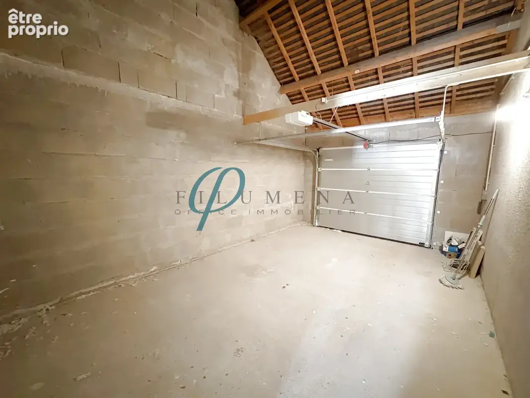 SUCÉ-SUR-ERDRE, maison de plain-pied rénovée au calme, 155 M2, 4 chambres. - photo 11