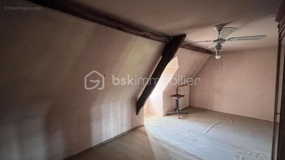 Maison en pierre 110 m² – 4 chambres – Terrain 1 835 m² – Hautefort - photo 13