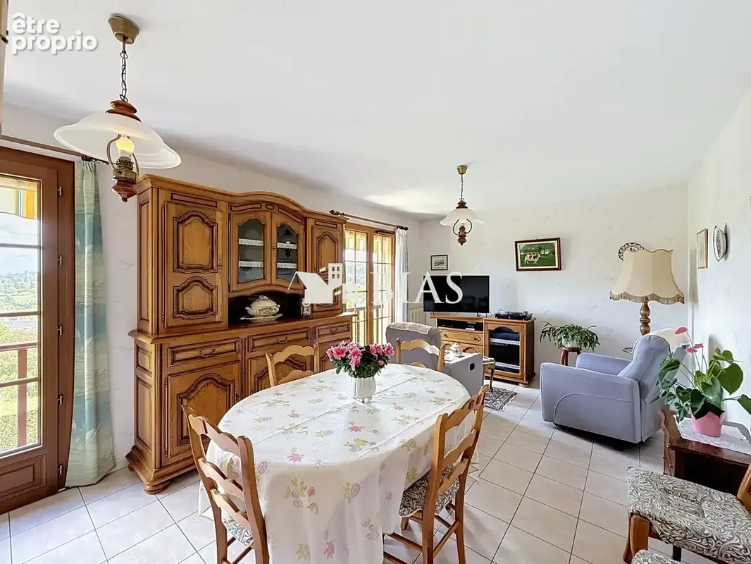 Maison 4 pièces 96 m² à vendre à Pont-L'eveque (14130) - photo 2