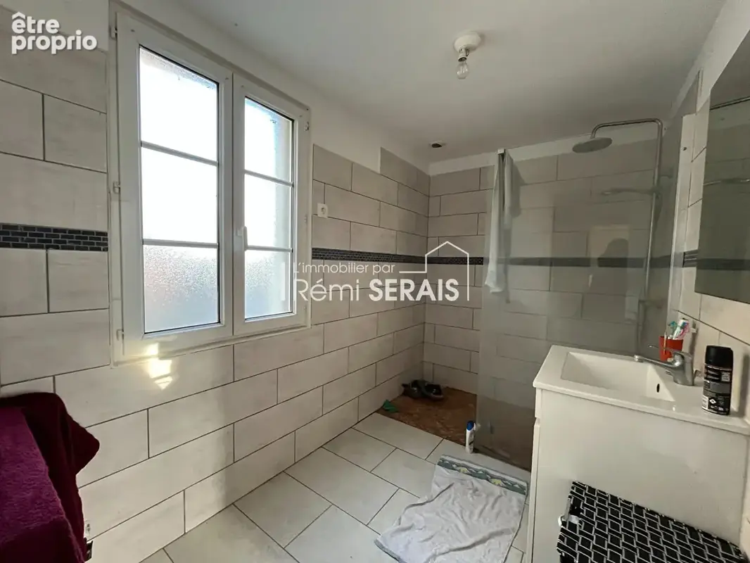 Domfront-en-Poiraie : Ensemble immobilier de deux maisons - photo 16