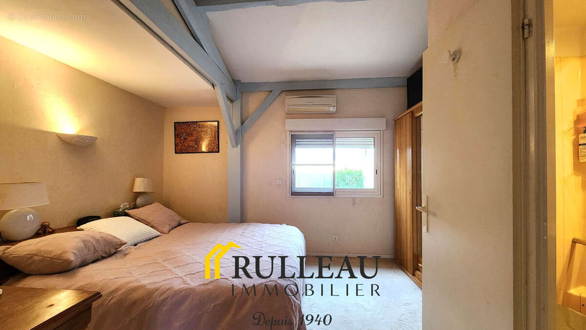 Maison à SAINT-ROMAIN-LA-VIRVEE