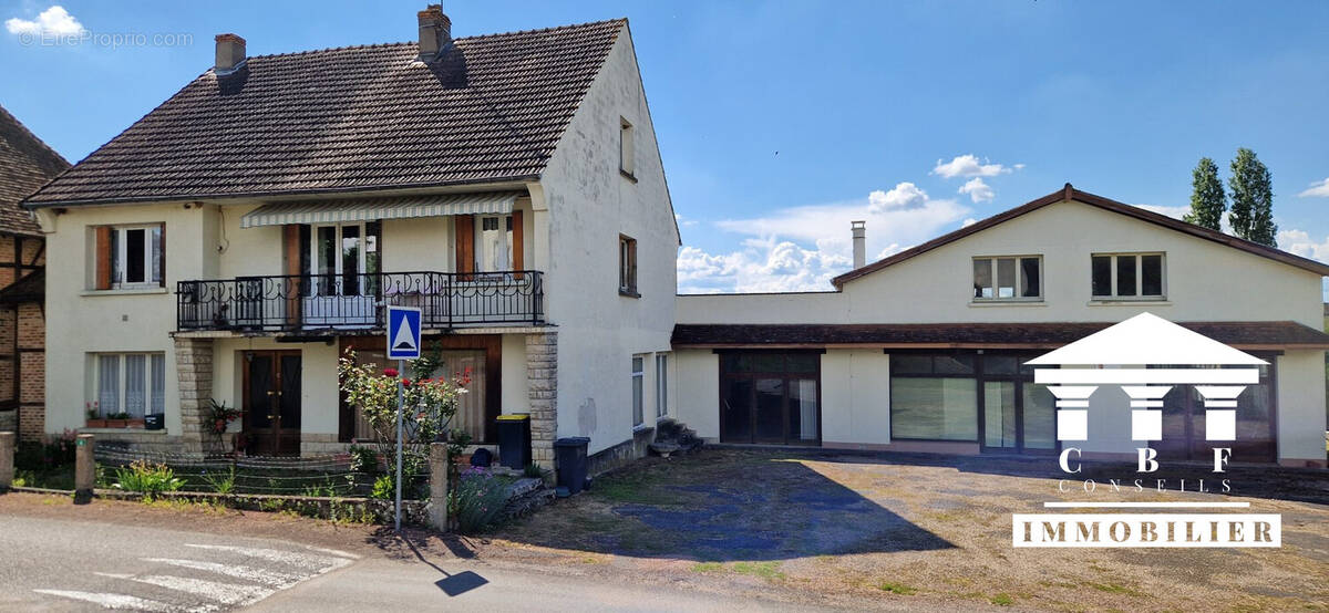 Maison à L&#039;ABERGEMENT-SAINTE-COLOMBE