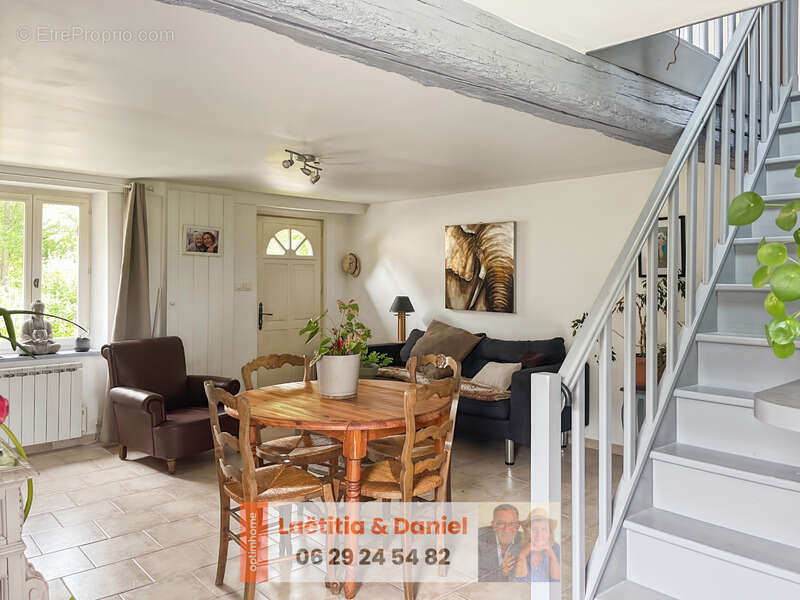 Maison à BREZOLLES