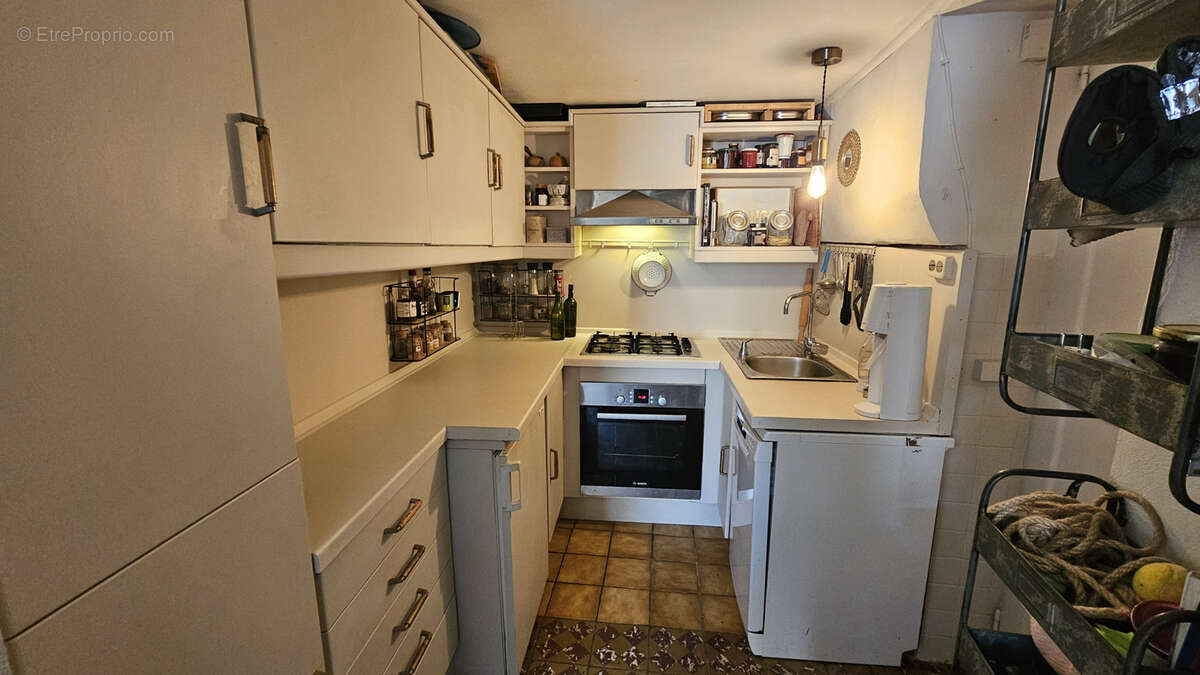 Appartement à BAGNOLS-EN-FORET