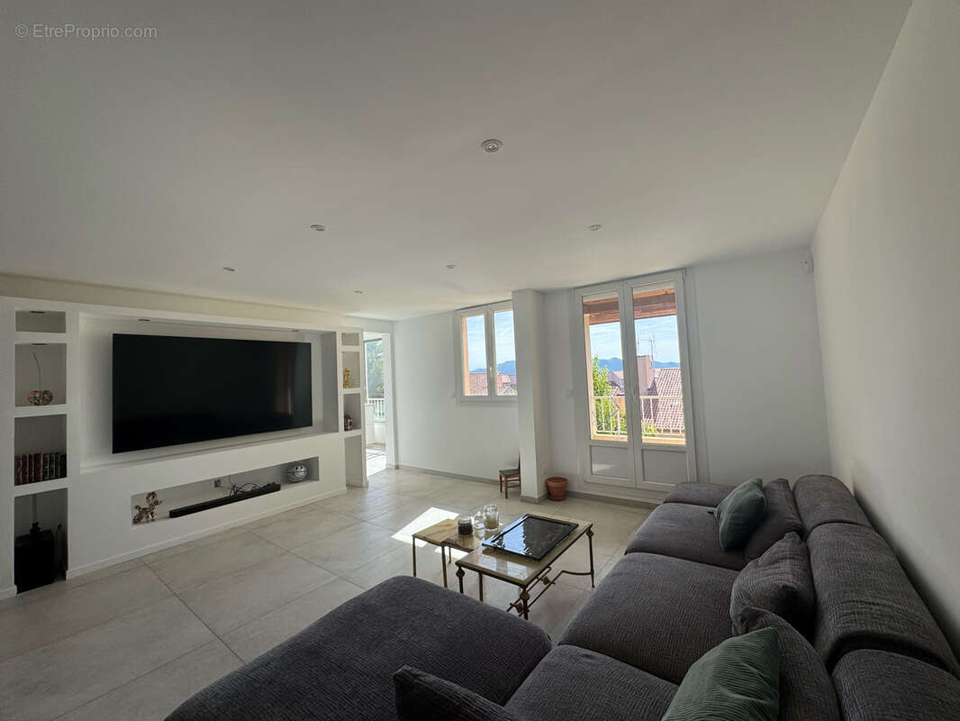 Appartement à MARSEILLE-14E