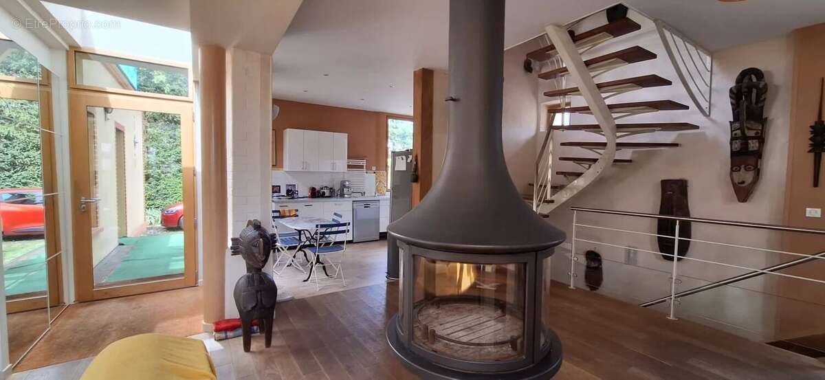 Maison à CROISSY-SUR-SEINE