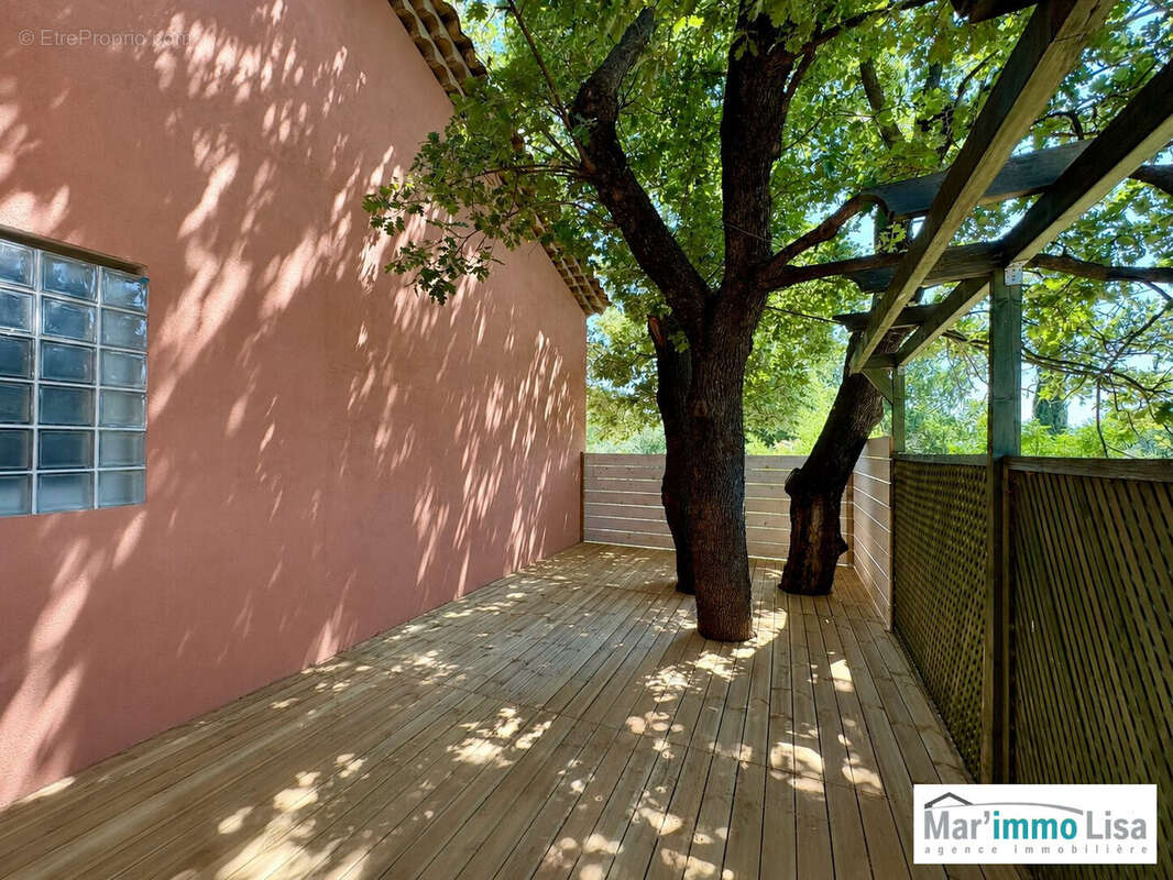 Maison 177 m² à Merindol  - photo 5