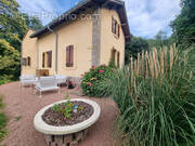 Photo 1 - Maison à MONTMELARD