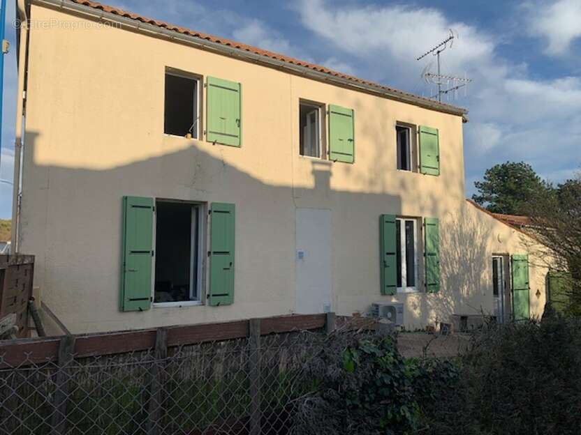 Maison à ETAULES