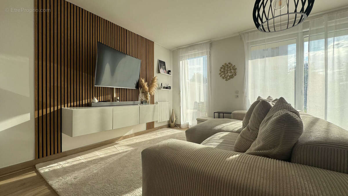 Appartement à CORBEIL-ESSONNES