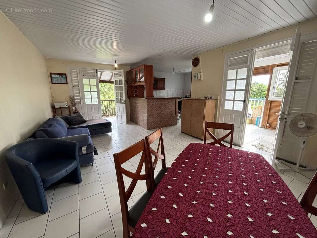 Maison à SAINTE-ANNE