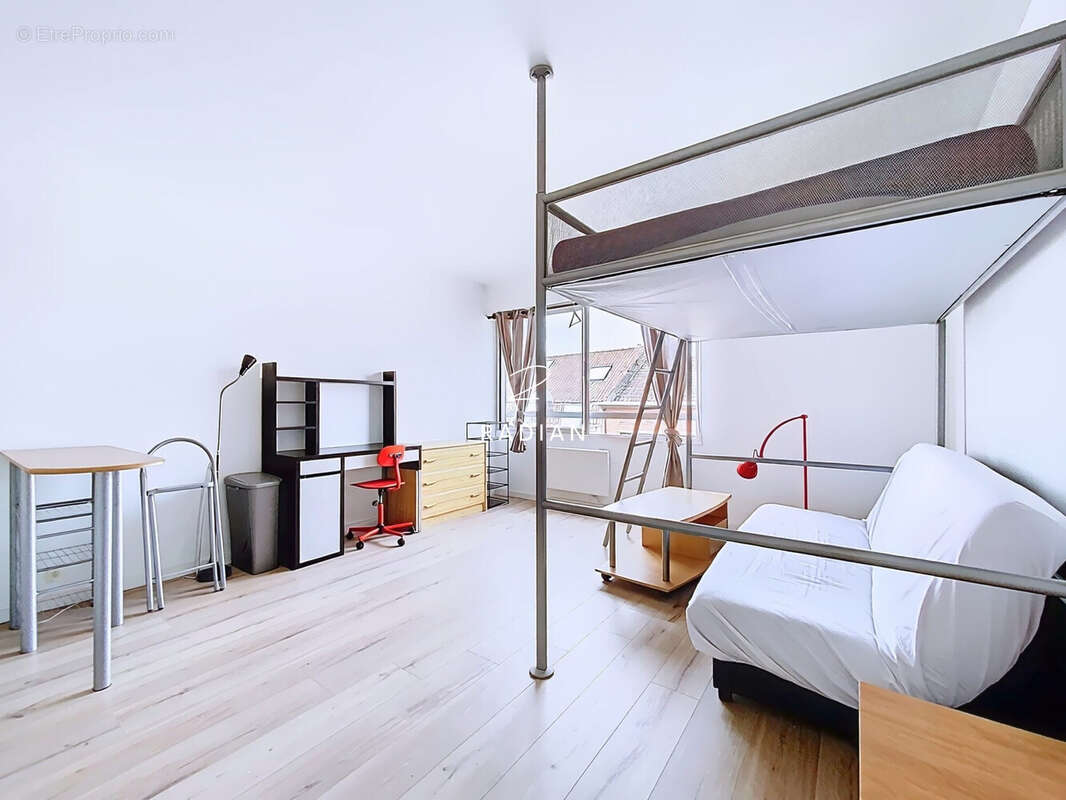 Appartement 30 m² à Lille  - photo 2