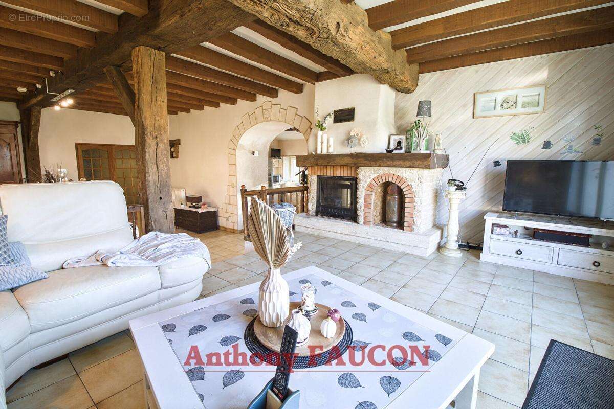 Maison à MAREUIL-SUR-LAY-DISSAIS