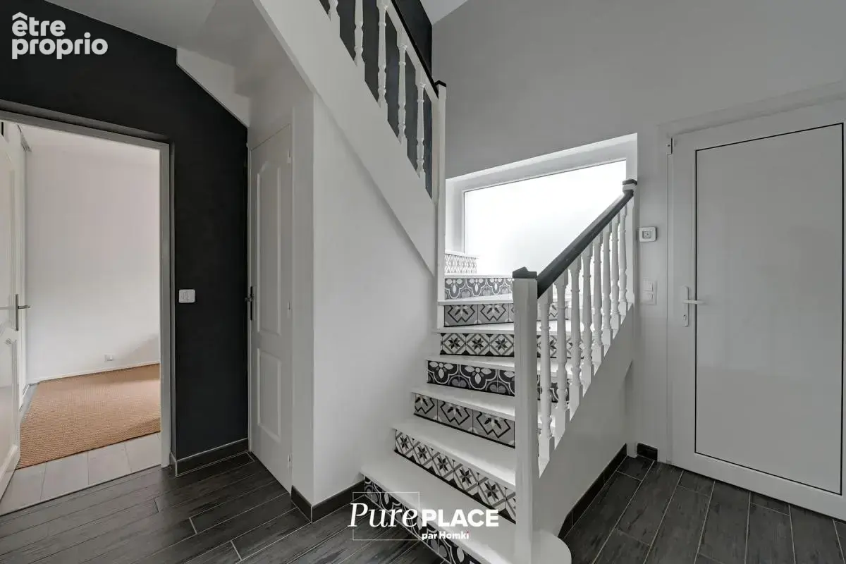 Maison/Villa T5 de 160 m² à Le Raincy 93340 - photo 4
