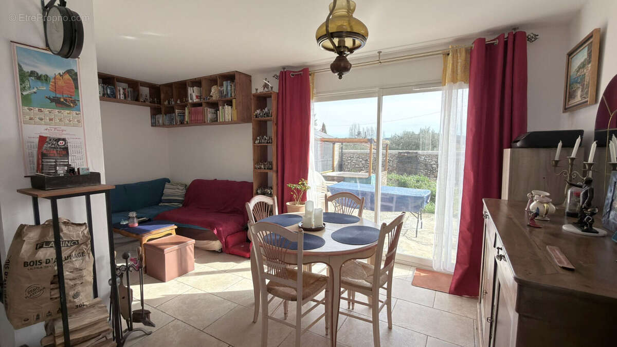 Maison à GAREOULT