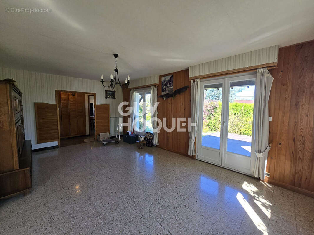 Maison à MILLY-LA-FORET