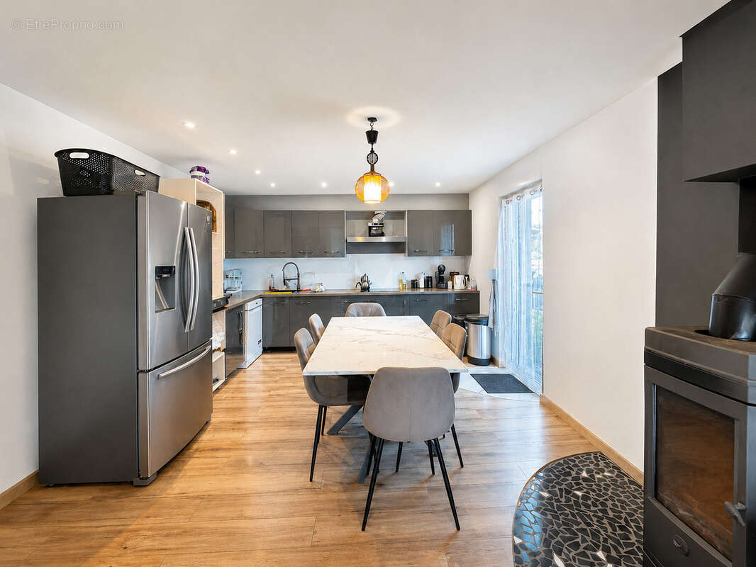 Nommay- Immeuble de rapport avec 9,27% de rendement brut  (réf VM3365) - photo 4