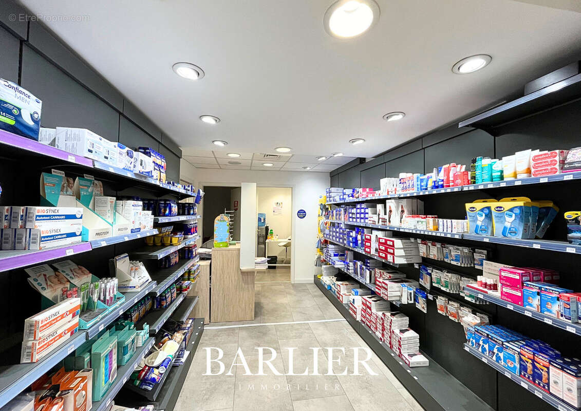 Commerce à WASSELONNE