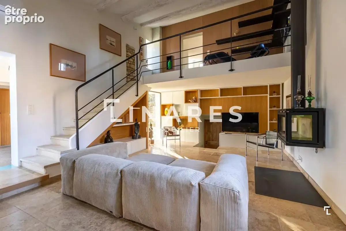 EDEN CHIC - Maison T6 de 132m2 - Terrain de 2840 m2 - Piscine - Garage - NORD LUBERON - 84570 BLAUVAC - photo 3