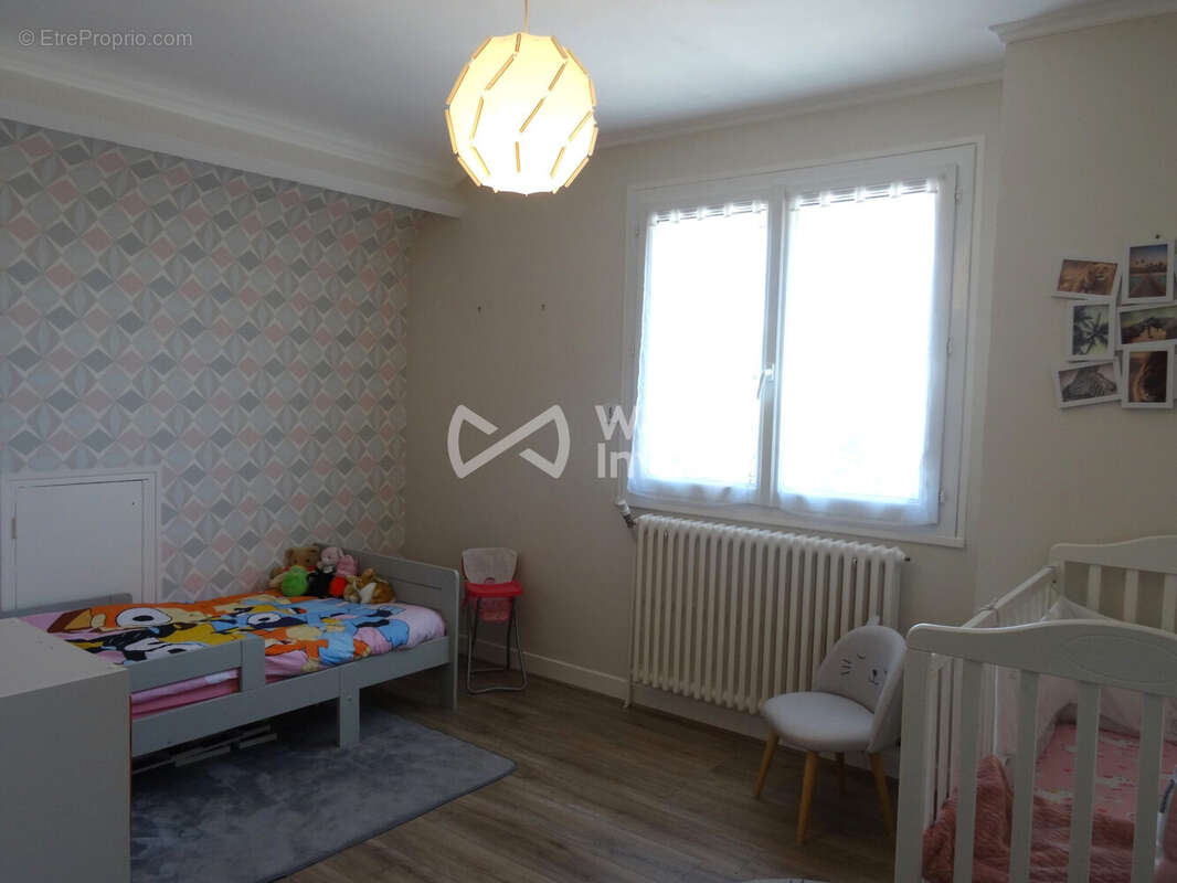 Maison 102 m² à Moneteau  - photo 6