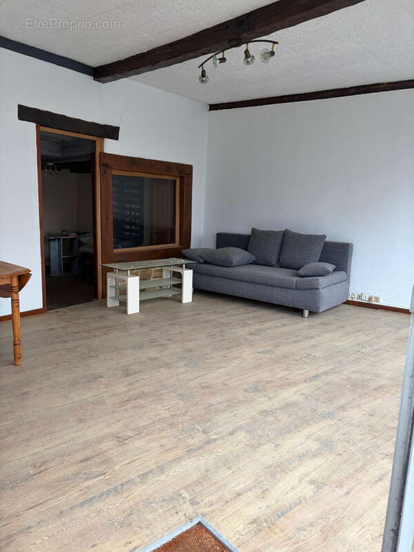 Commerce à VIMOUTIERS