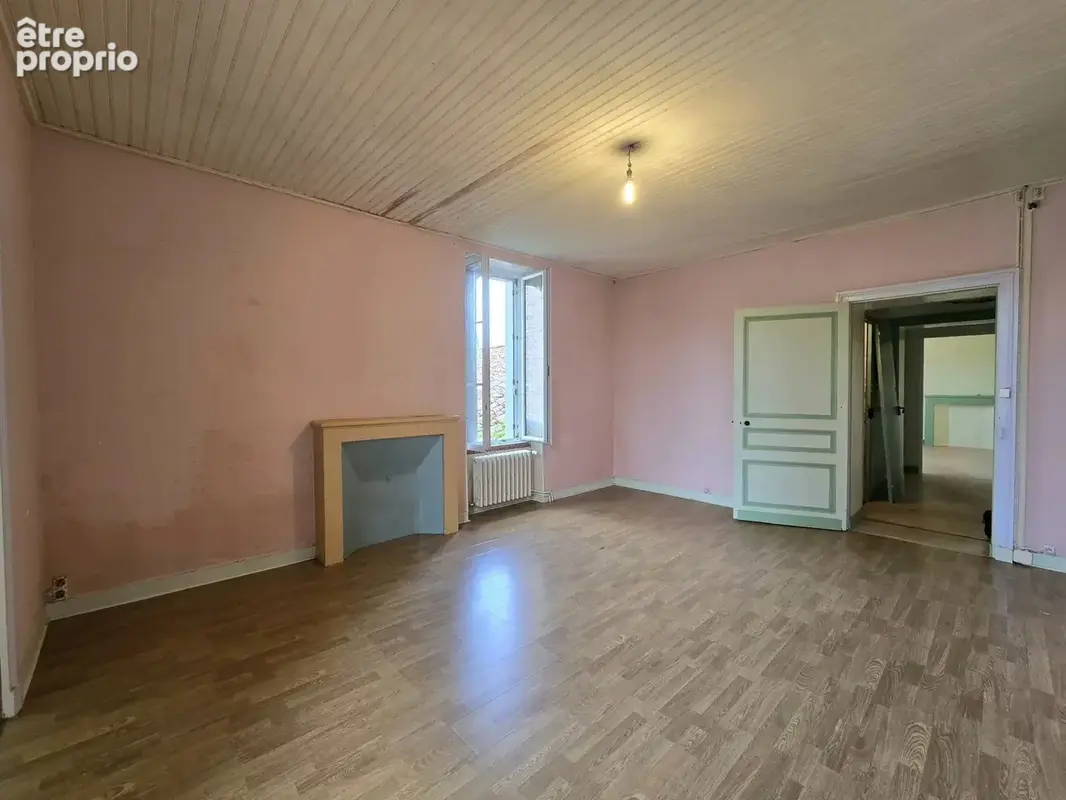 Maison 170 m² à Palluaud  - photo 9