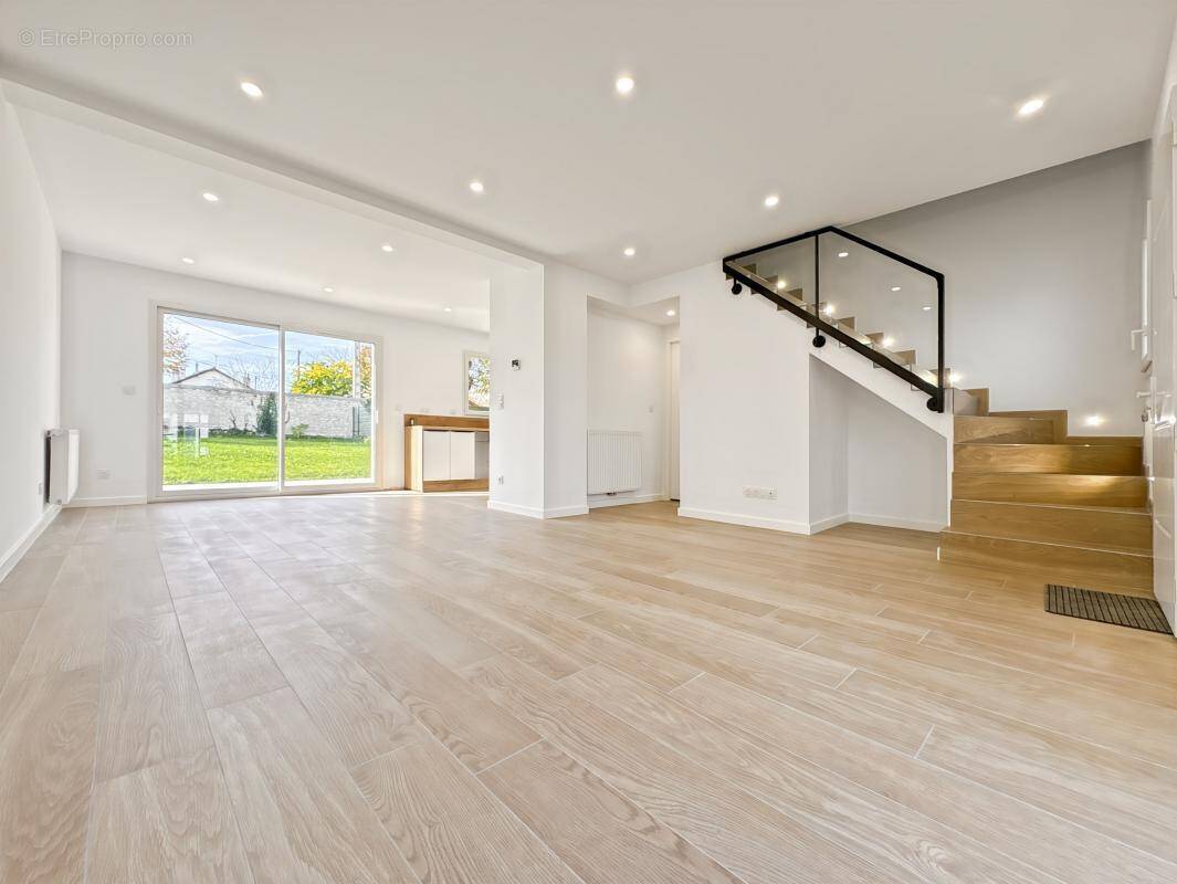 Maison à MEUNG-SUR-LOIRE