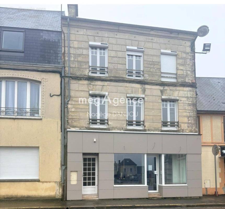 Appartement à CAUMONT-L'EVENTE