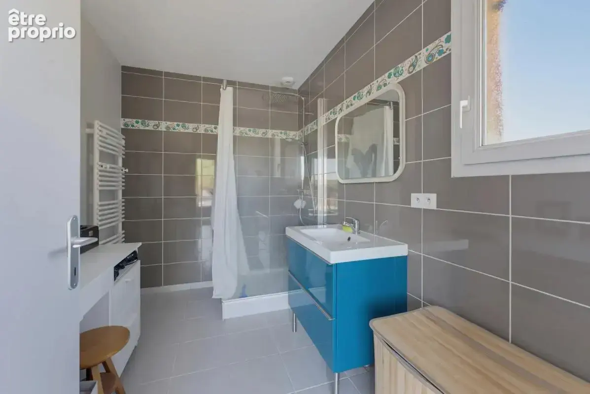 Maison familiale + dépendance à Saint-Selve - photo 13