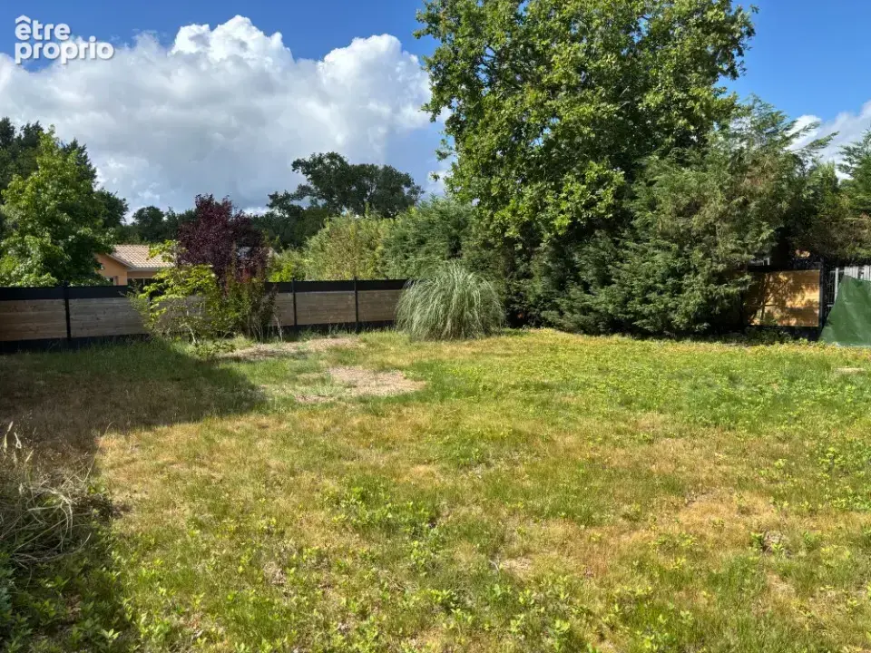 Photo Terrain à Ares au prix de 215 000€