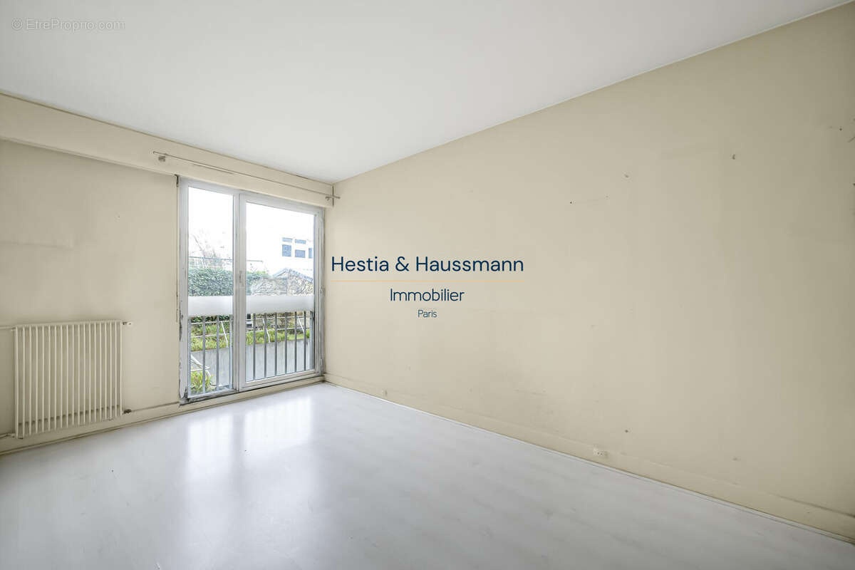 Appartement à PARIS-15E