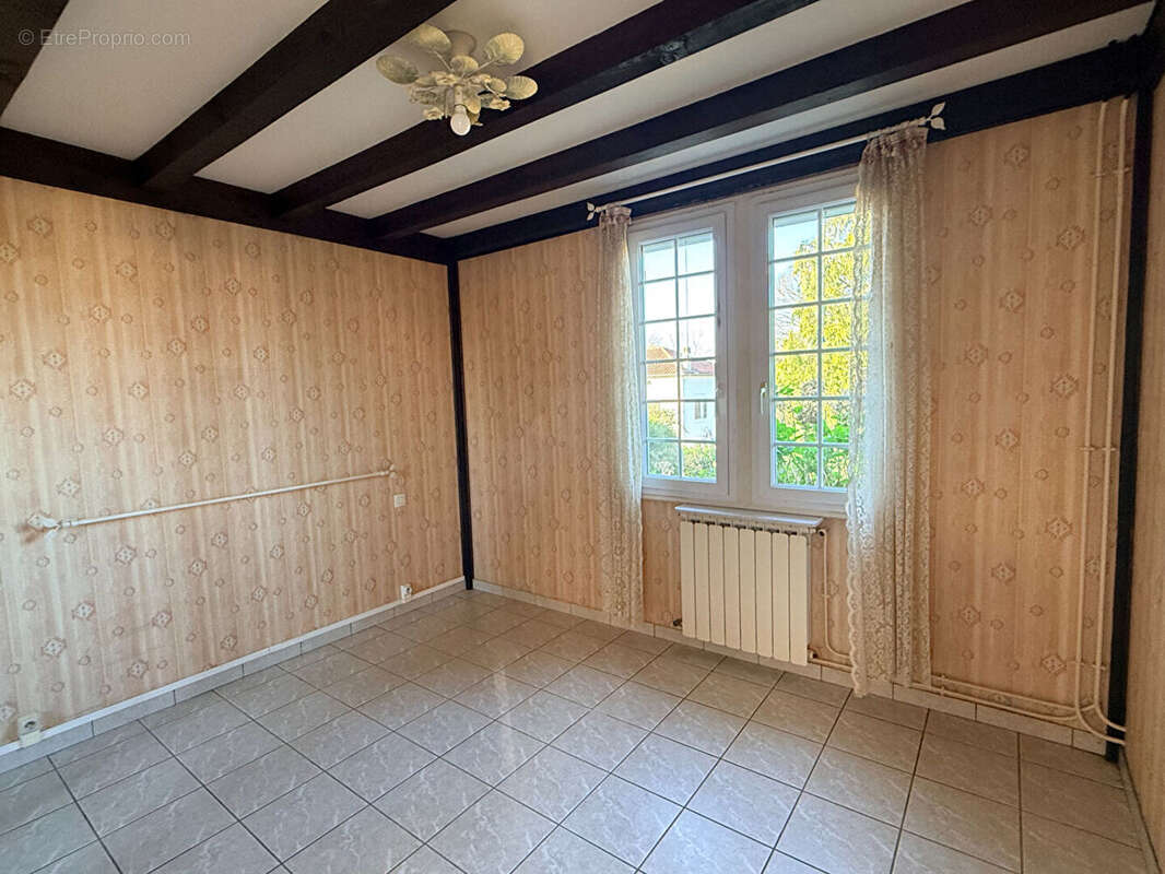 Maison à SAINT-MARTIN-DE-SEIGNANX