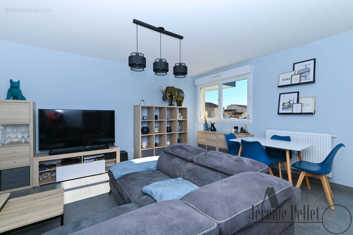 Appartement à CHASSE-SUR-RHONE