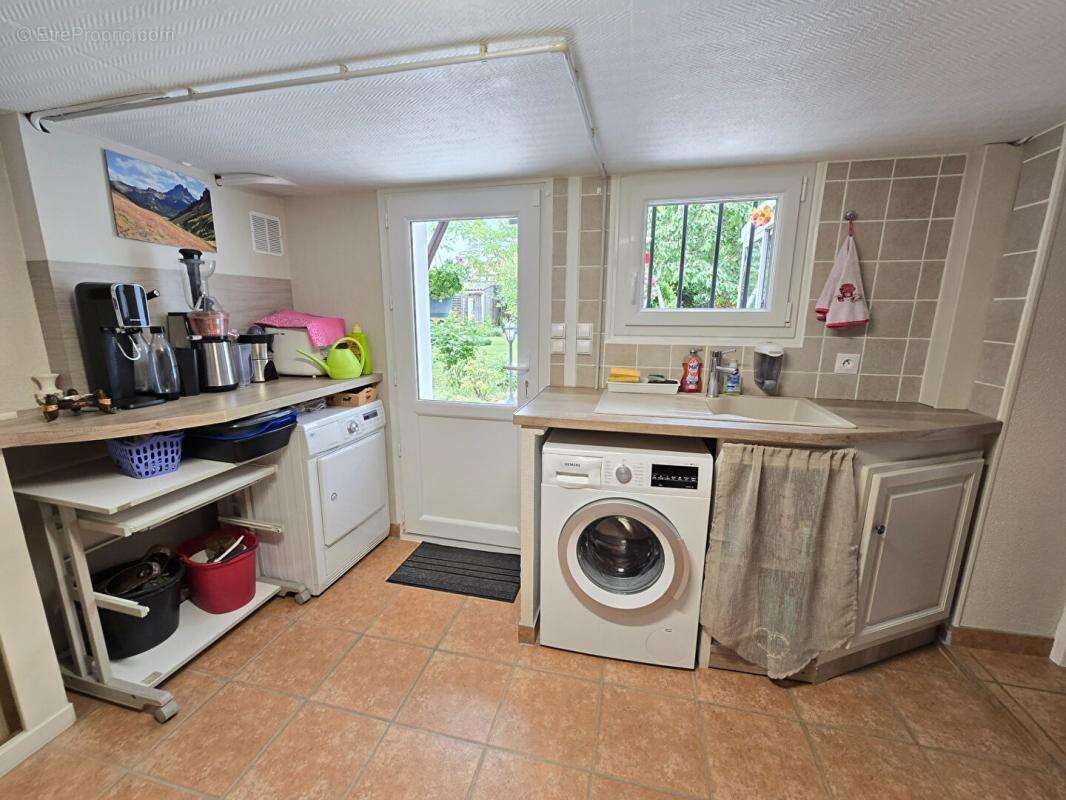 Maison individuelle avec 4 chambres, véranda et magnifique jardin - 175 M2 utiles - photo 13