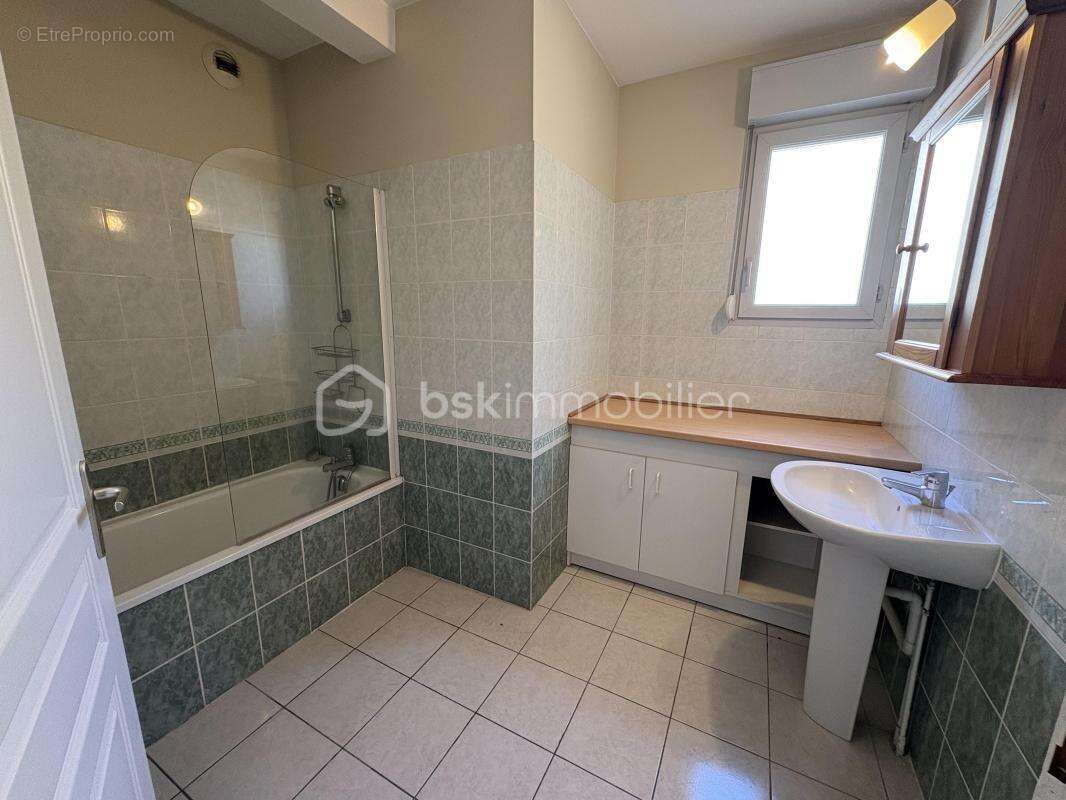 Appartement T3 dans résidence sécurisée - photo 8
